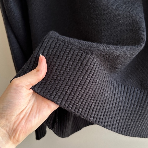 Cotton On Lux Crew Pullover Sweater, Black, Size Medium, NWT - Picture 10 of 16